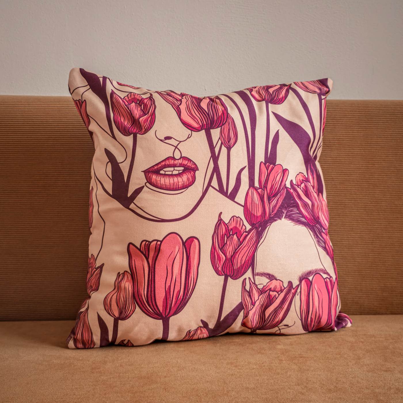 Tulips Art Cushion – Handcrafted in the Netherlands