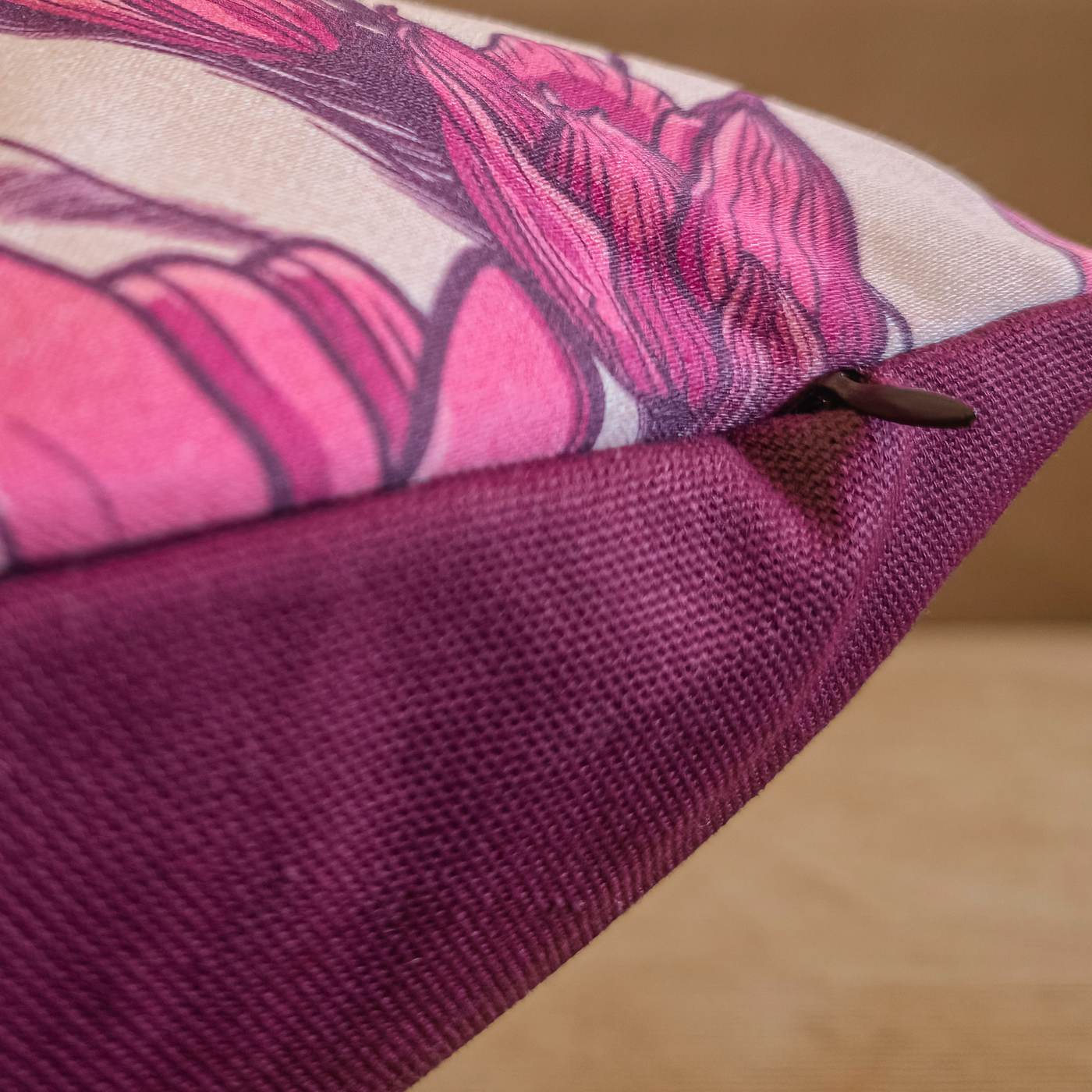 Tulips Art Cushion – Handcrafted in the Netherlands - Image 7